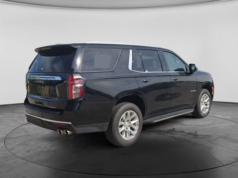 Used 2024 Chevrolet Tahoe Premier AWD/4WD image 9