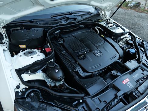 Used 2014 Mercedes-Benz E 350 4MATIC Wagon image 52