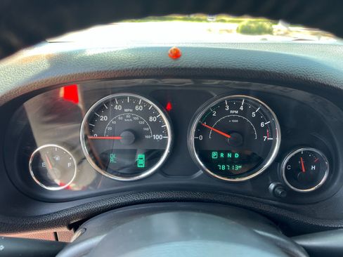 Used 2016 Jeep Wrangler Sport w/ Quick Order Package 24S AWD/4WD image 21