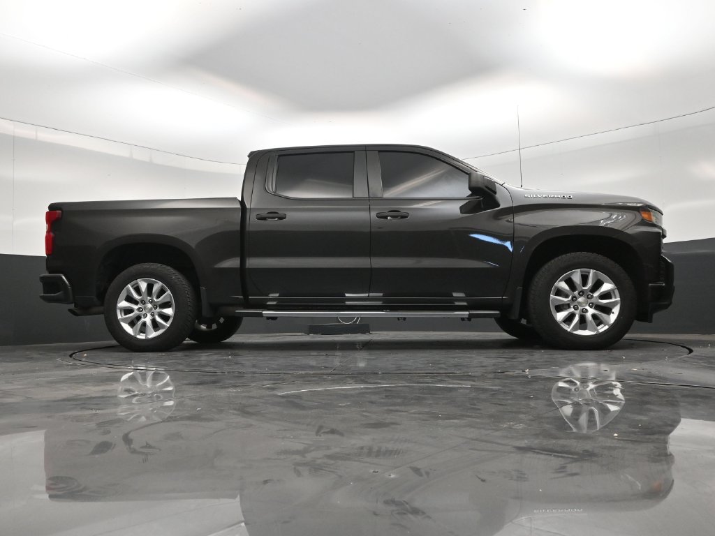 Used 2021 Chevrolet Silverado 1500 Custom RWD image 24