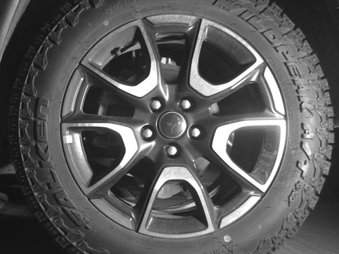Used 2025 Jeep Compass Trailhawk AWD/4WD image 14