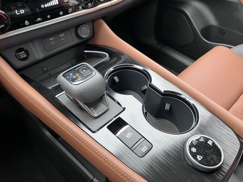 New 2026 Nissan Rogue Platinum AWD/4WD image 24