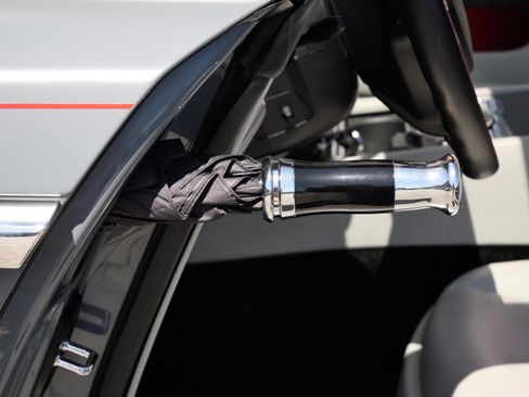 Used 2020 Rolls-Royce Dawn RWD image 6