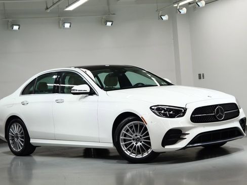 Certified 2023 Mercedes-Benz E 350 4MATIC Sedan image 2