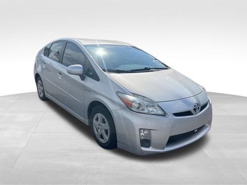 Used 2011 Toyota Prius Two FWD image 3