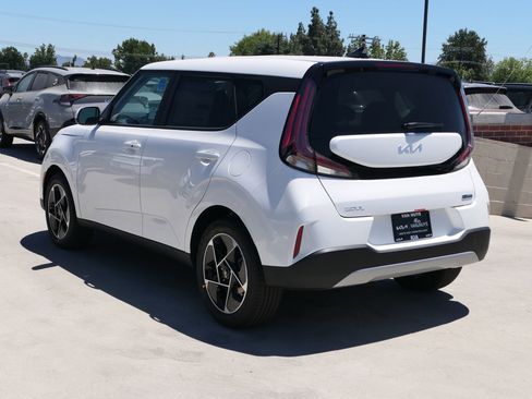 New 2025 Kia Soul EX image 6