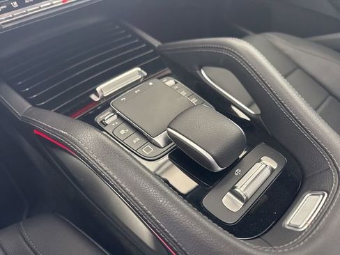 Used 2025 Mercedes-Benz GLS 450 4MATIC image 13