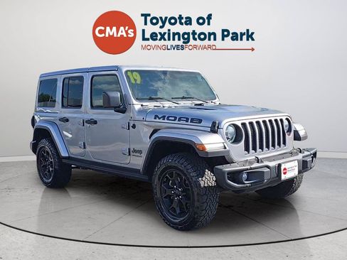 Used 2019 Jeep Wrangler Unlimited Sahara w/ Quick Order Package 24M Moab AWD/4WD image 7