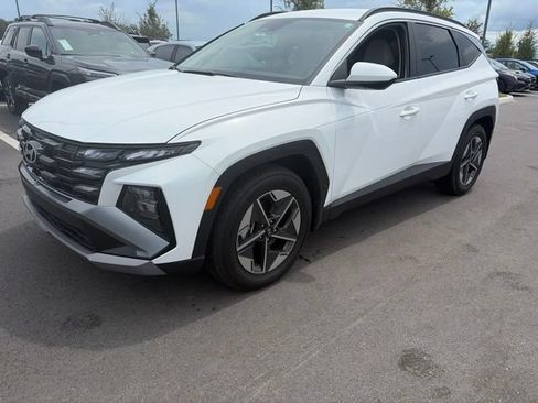Used 2025 Hyundai Tucson SEL FWD image 1