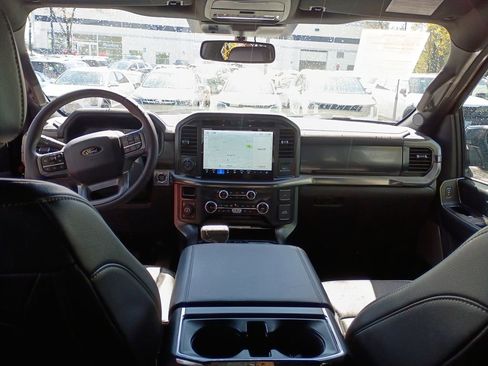 Used 2025 Ford F150 Lariat AWD/4WD image 26