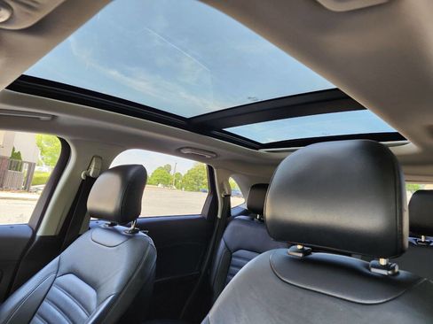 Used 2015 Ford Edge SEL w/ Equipment Group 201A image 13