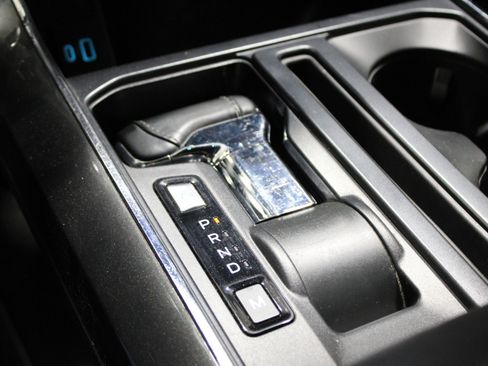 Used 2022 Ford F150 XLT w/ Equipment Group 302A High image 24