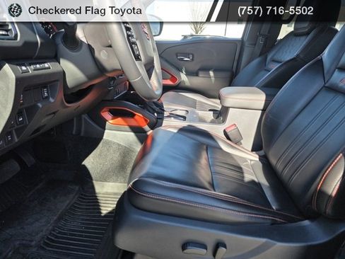 Used 2023 Nissan Frontier PRO-4X w/ Pro-4X Premium Package image 9