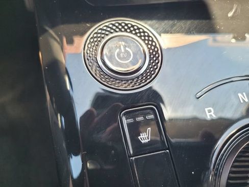 Used 2025 Kia Niro Wind FWD image 25
