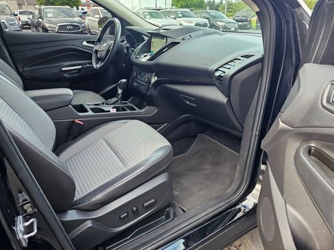 Used 2017 Ford Escape Titanium w/ Canadian Touring Package image 11