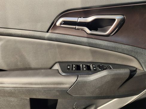New 2026 Kia Sportage EX image 16