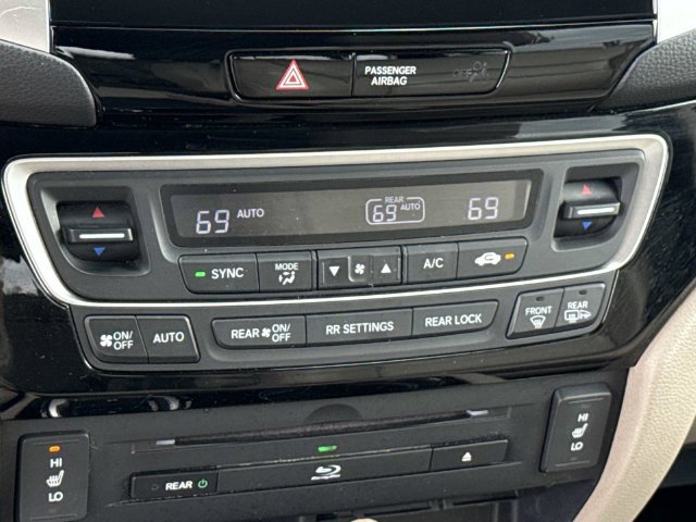 Used 2016 Honda Pilot Touring image 22