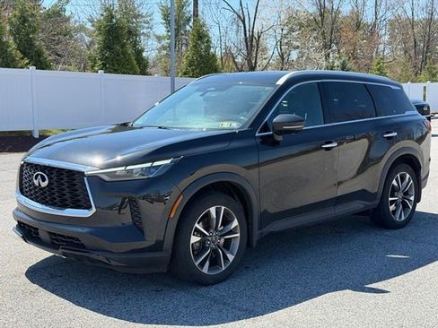 Certified 2023 INFINITI QX60 Luxe w/ Performance Audio Package image 3