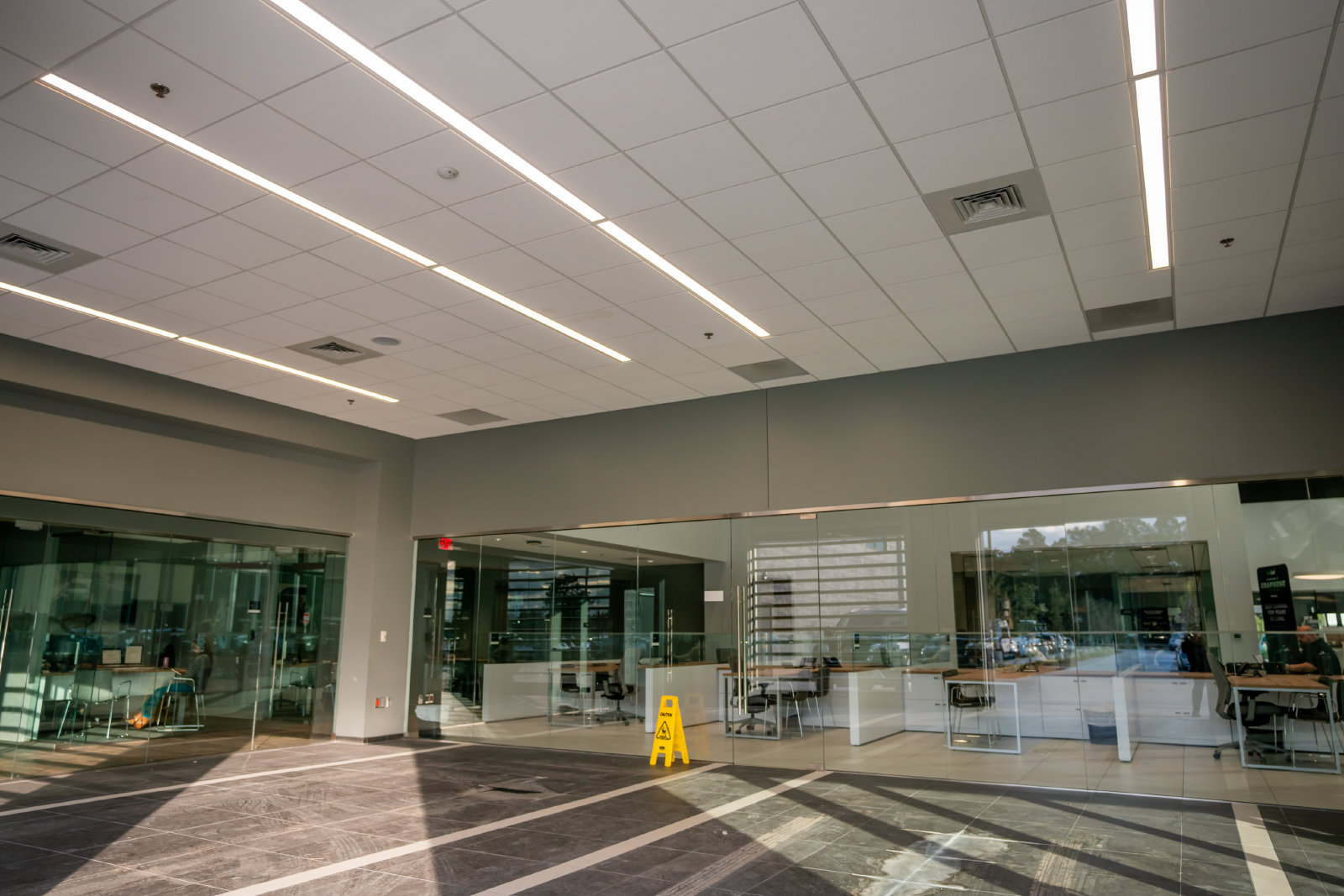 Used 2024 Nissan Altima 2.5 SR FWD image 11
