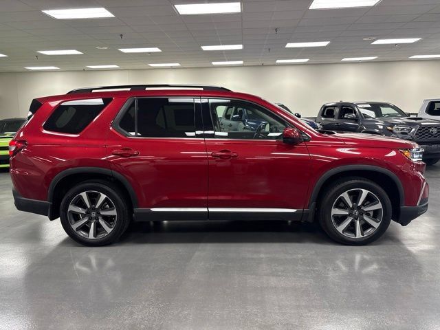 Used 2024 Honda Pilot Touring image 8
