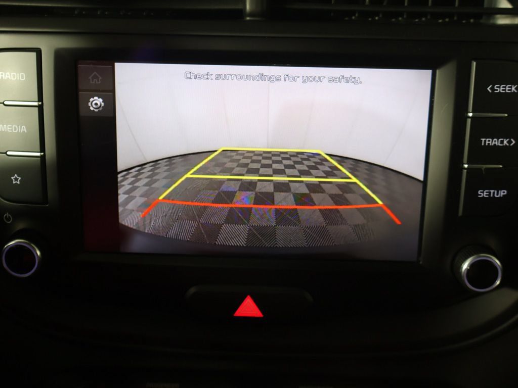 Used 2023 Kia Soul LX w/ LX Technology Package FWD image 39