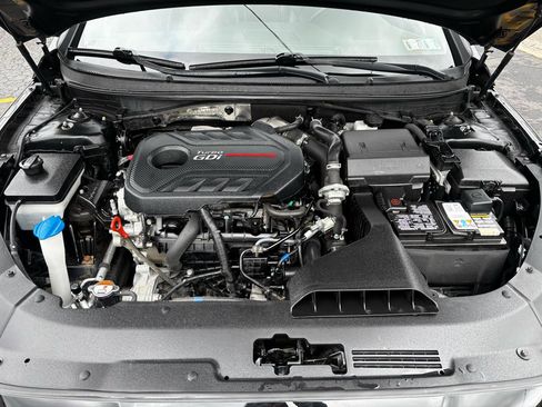 Used 2018 Hyundai Sonata Limited w/ Cargo Package FWD image 29