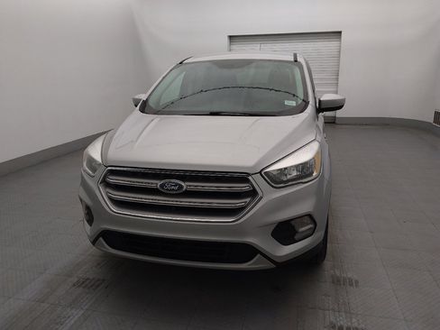 Used 2017 Ford Escape SE FWD image 15