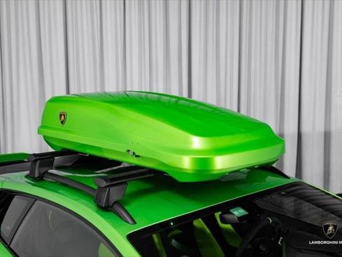 Used 2024 Lamborghini Huracan Sterrato AWD/4WD image 3