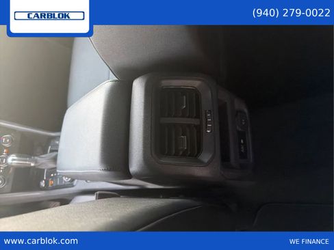 Used 2019 Volkswagen Tiguan SEL image 35