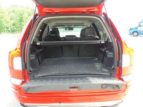 Used 2013 Volvo XC90 3.2 R-Design AWD/4WD image 34