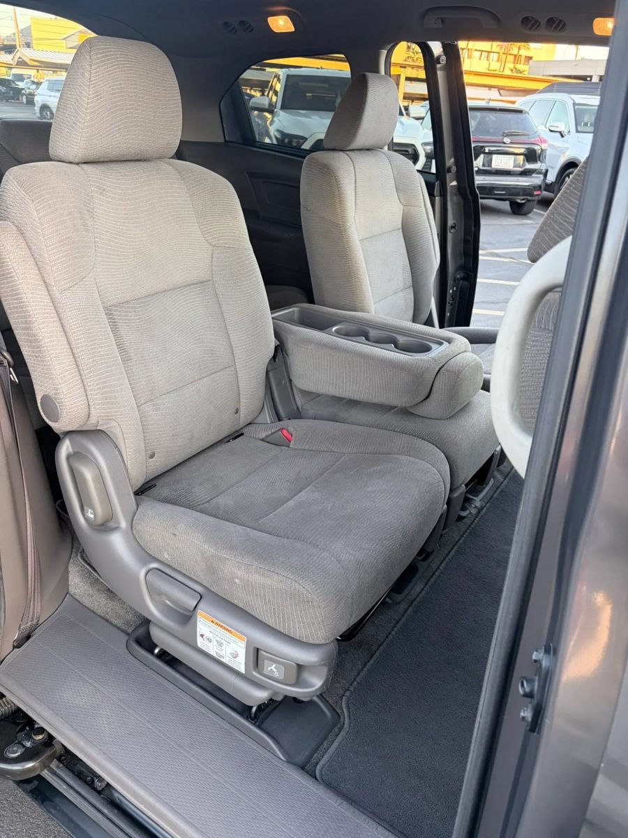 Used 2013 Honda Odyssey EX image 21