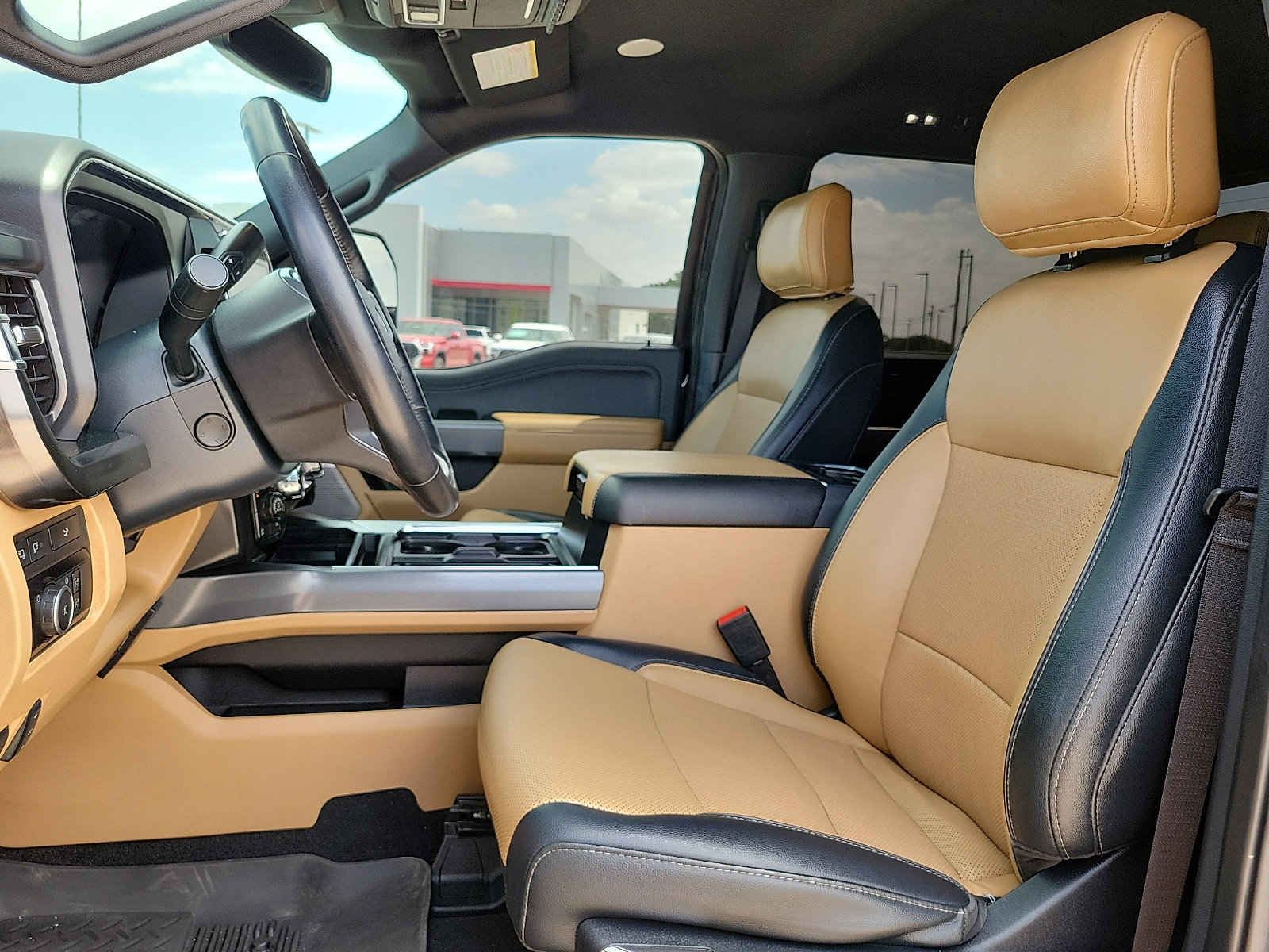 Used 2024 Ford F250 Lariat w/ Lariat Ultimate Package AWD/4WD image 12