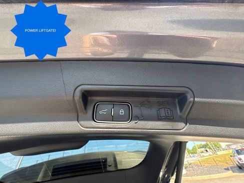 Used 2025 Ford Explorer ST-Line AWD/4WD image 31