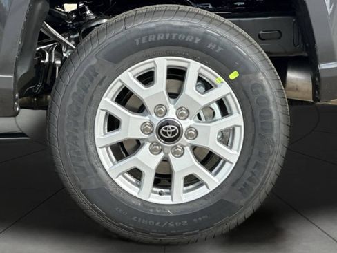 New 2026 Toyota Tacoma SR5 RWD image 31