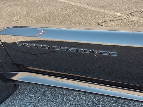 Used 2016 Jeep Grand Cherokee High Altitude image 29