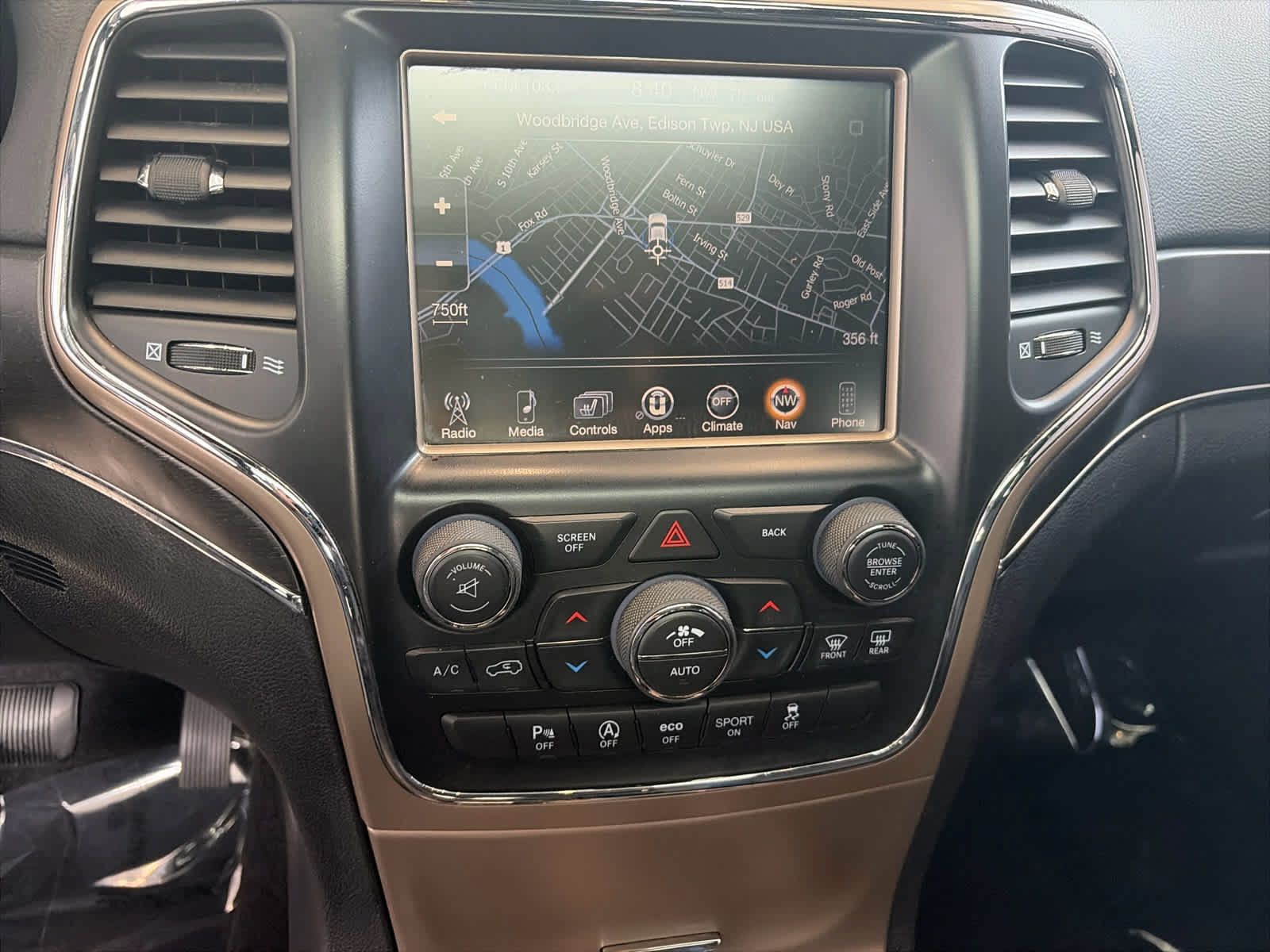Used 2017 Jeep Grand Cherokee Limited AWD/4WD image 20