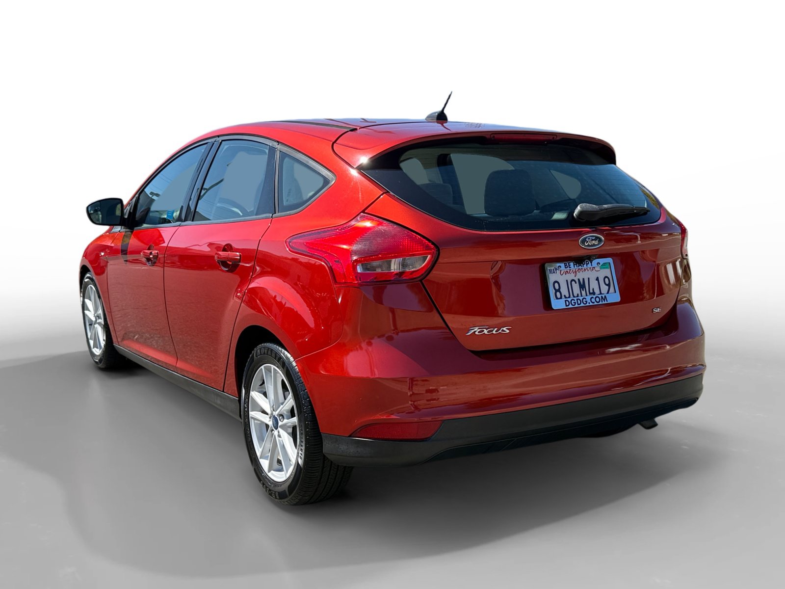 Used 2018 Ford Focus SE FWD image 3