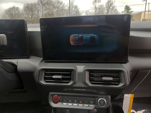 Used 2025 Ford Mustang Coupe RWD image 20