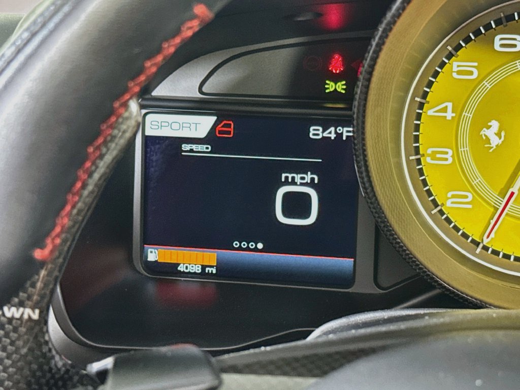 Certified 2022 Ferrari F8 Tributo RWD image 15