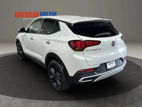 Used 2021 Buick Encore GX Preferred w/ Cold Weather Comfort Package FWD image 3