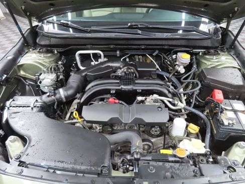 Used 2017 Subaru Outback 2.5i Limited AWD/4WD image 26