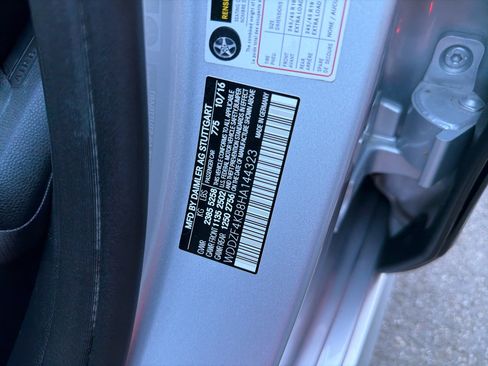 Used 2017 Mercedes-Benz E 300 4MATIC image 33