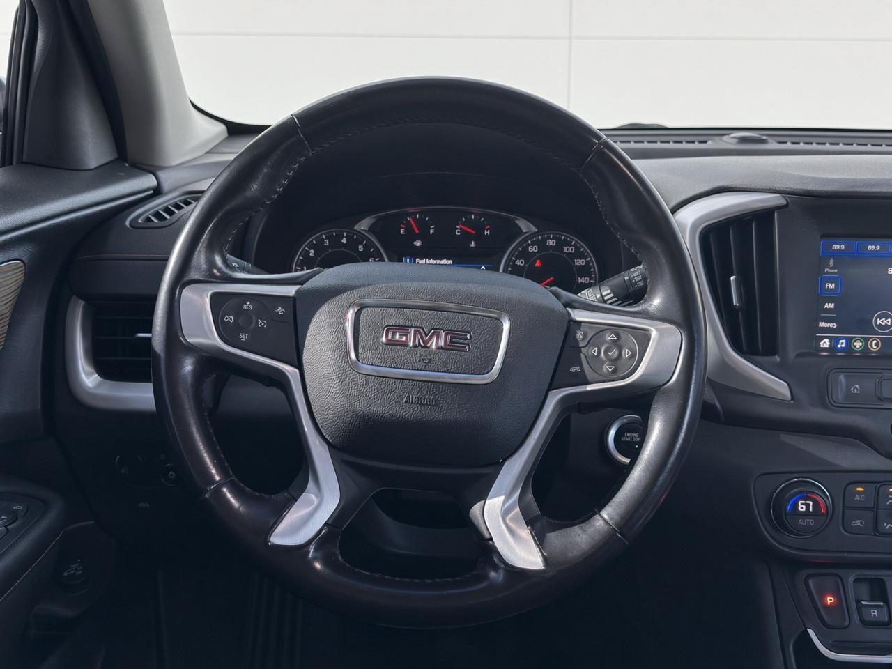 Used 2021 GMC Terrain SLE w/ Driver Convenience Package AWD/4WD image 18