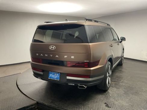 Used 2024 Hyundai Santa Fe Limited AWD/4WD image 7