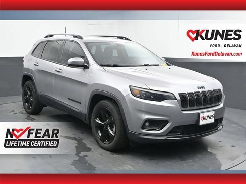 Used 2019 Jeep Cherokee Latitude Plus FWD image 1