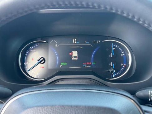 Certified 2024 Toyota RAV4 SE w/ Convenience Package image 19