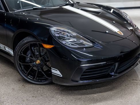 Certified 2024 Porsche 718 Boxster RWD image 16