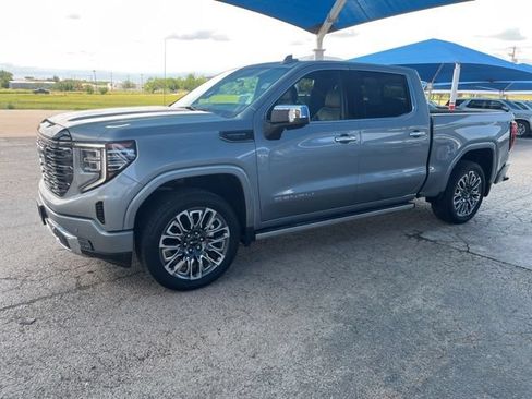 Certified 2026 GMC Sierra 1500 Denali Ultimate AWD/4WD image 1