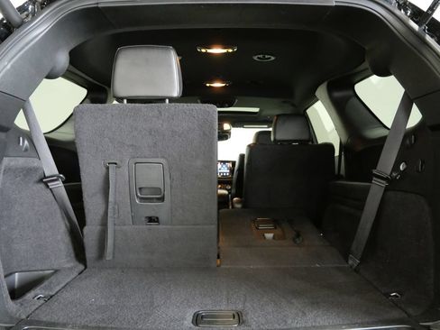 Used 2023 Dodge Durango R/T w/ Tow 'N Go Package AWD/4WD image 29