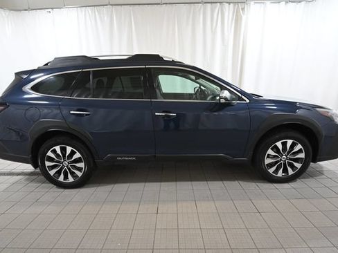Certified 2025 Subaru Outback Touring XT AWD/4WD image 14